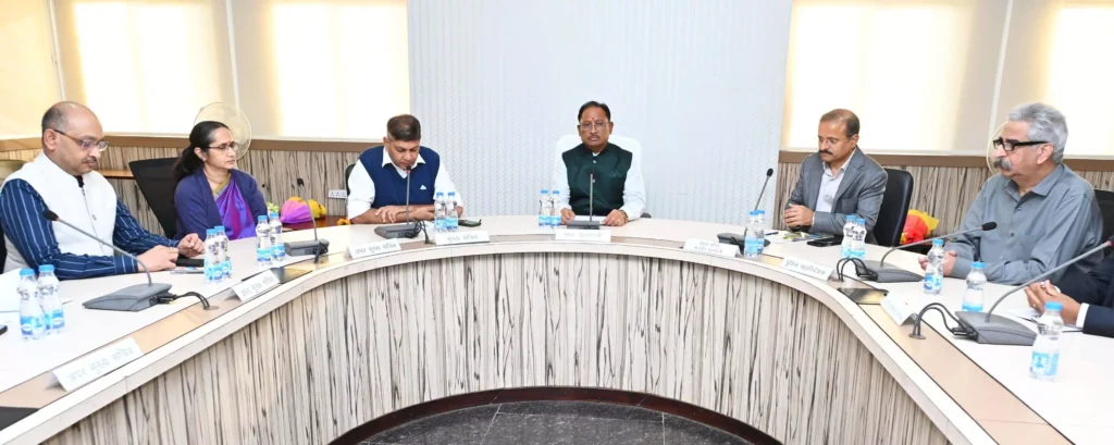 CM साय ने नए साल के पहले दिन सचिवों और विभागाध्यक्षों की बैठक ली