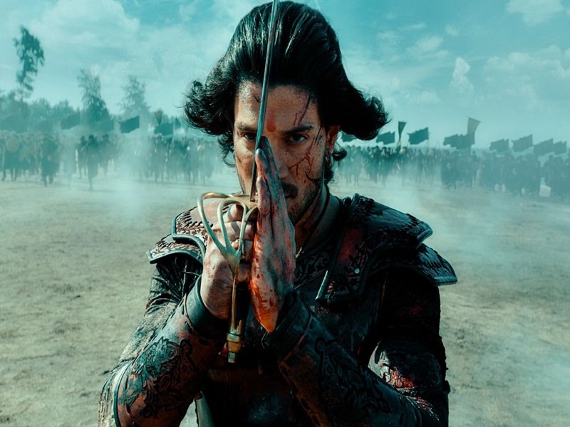 सूरज पंचोली ने ‘केसरी वीर’ के लिए की कड़ी ट्रेनिंग, ऐसे सीखा युद्ध कौशल