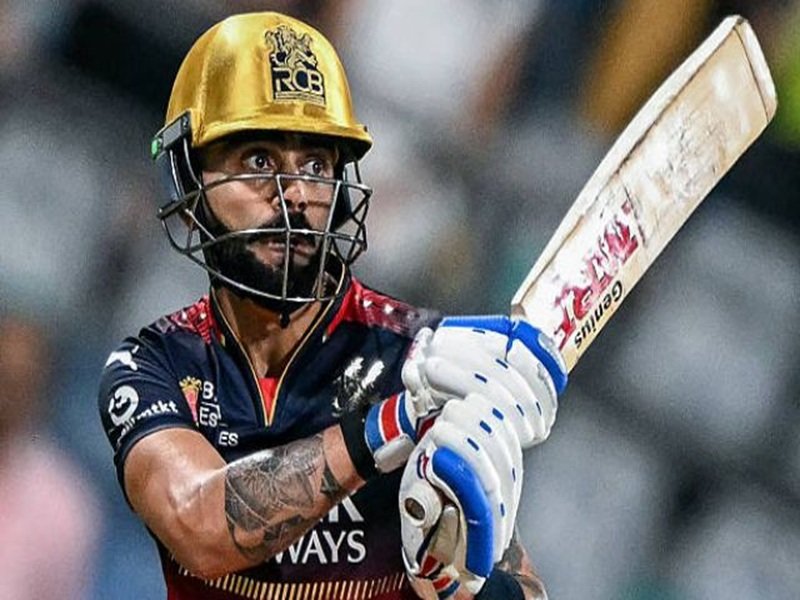 इतिहास में 1000 बाउंड्रीज लगाने वाले पहले खिलाड़ी बने कोहली