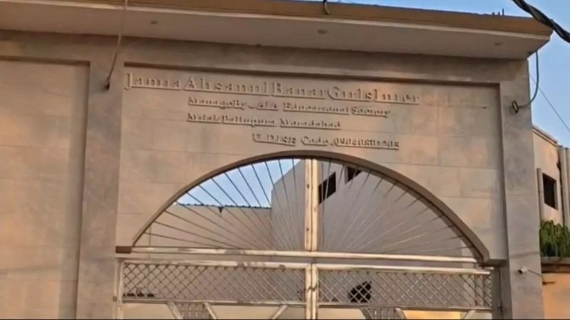 मदरसे में हुई नाबालिग छात्रा से ‘वर्जिनिटी टेस्ट’ की मांग,इनकार पर थमा दी TC