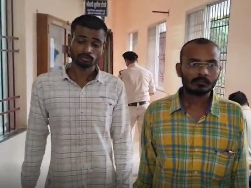 स्वीफ्ट कार द्वारा ट्रैफिक आरक्षक को जान से मारने का प्रयास