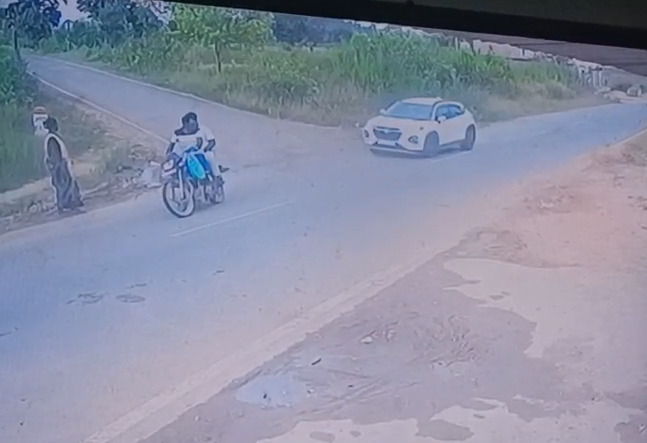 15 वर्षीय लड़की चला रही थी कार,हादसे में 3 की मौत…! नशे में थे सभी