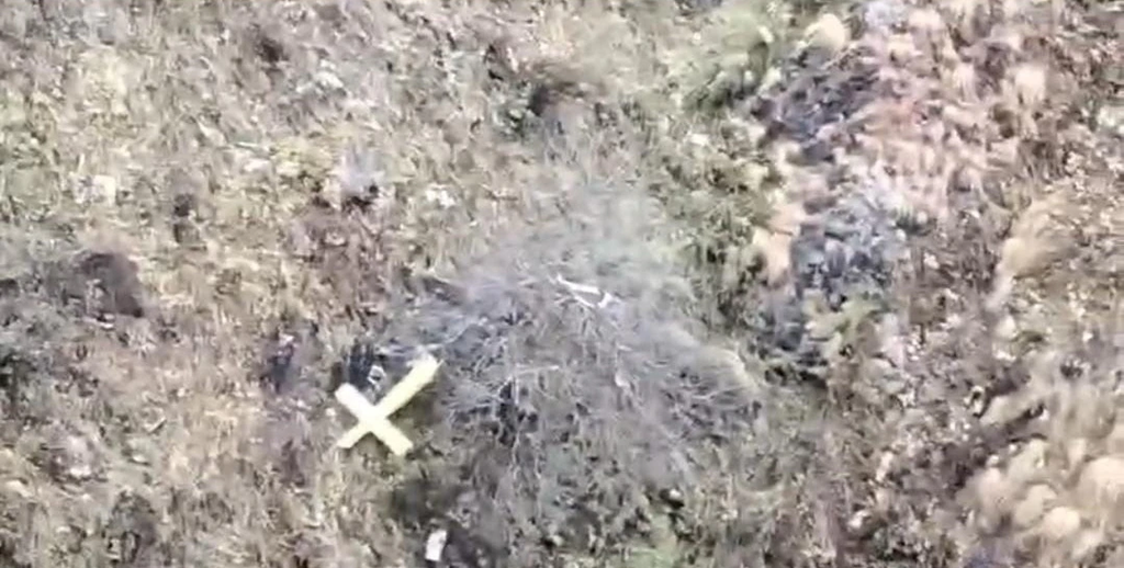 Badrinath Helicopter Crash: चमोली में हेलीकॉप्टर हादसा, पायलट समेत 6 लोगों की मौत